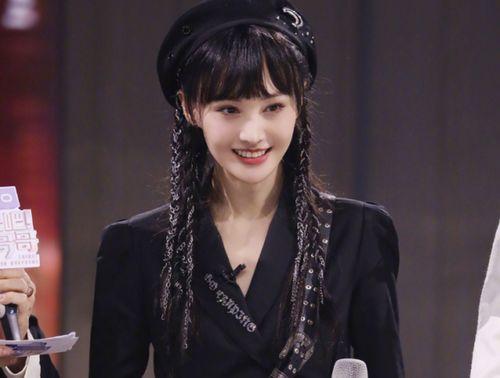 郑爽圈内被爆料,娱乐圈爆料背后的真相与反思